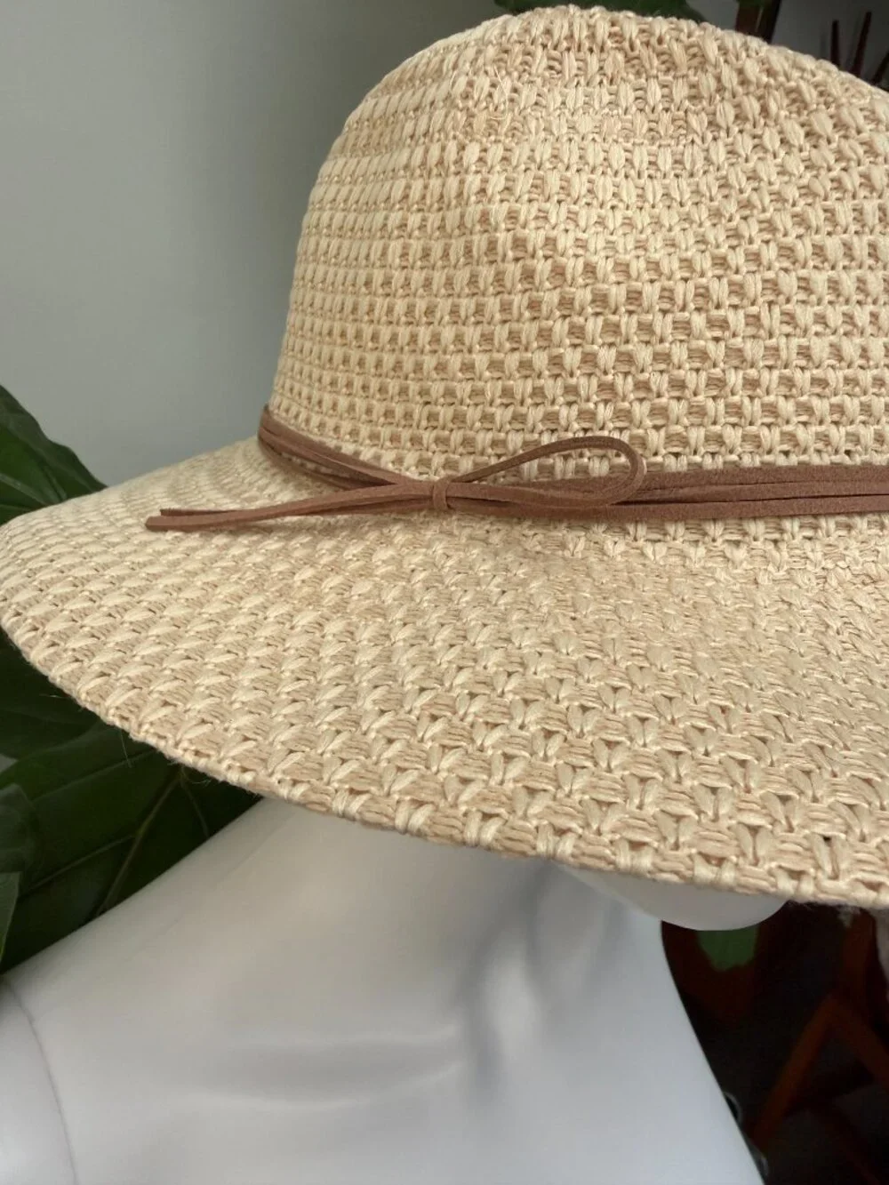 NWT Women's Straw Fedora Hat